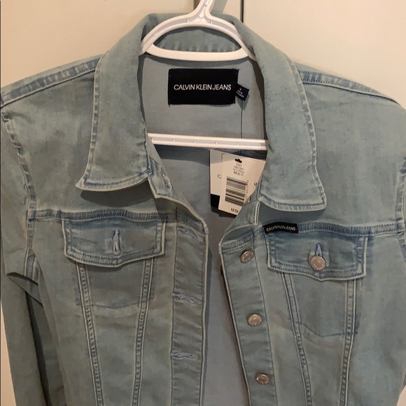 Jean jacket - Picture 2 of 4